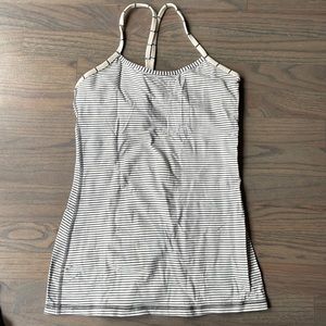 Lululemon power Y tank